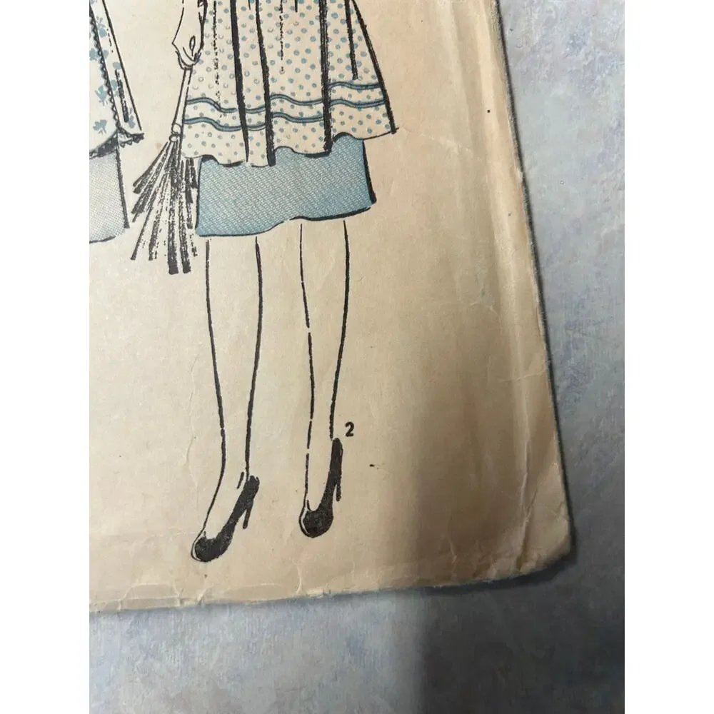 Vintage 1940's Advance Pattern‎ #3123 Pinafore Apron Size Medium